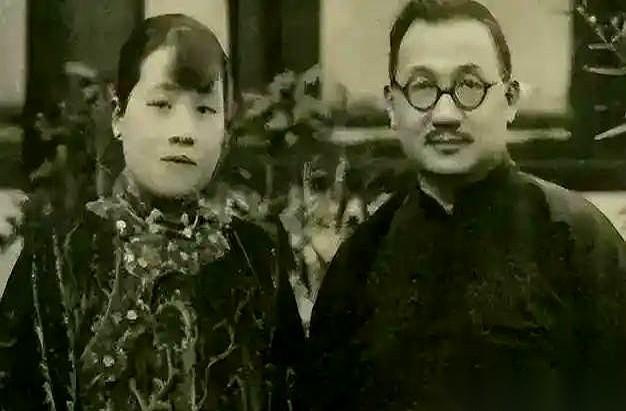 88岁，病床上，看着那个灰蓝色眼睛的三岁小孙子，孔祥熙这辈子第一次算不清账了。