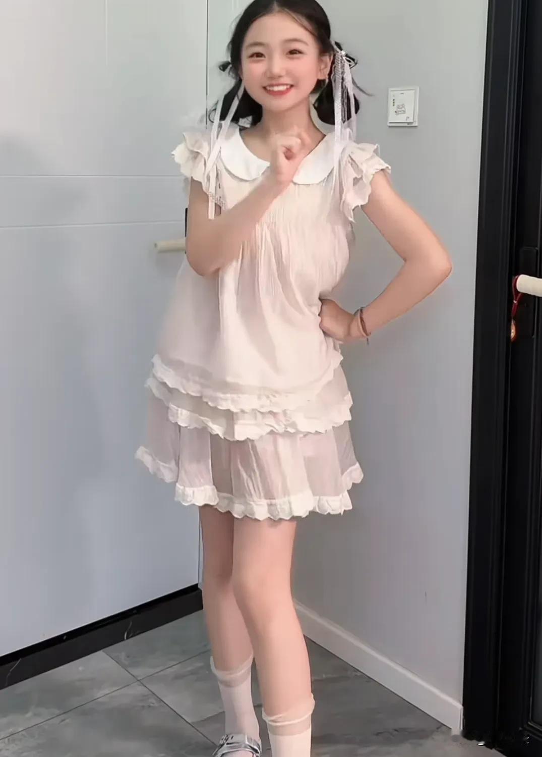 不想写文案了，直接点开图片。看看什么才是真正的青春美少女。