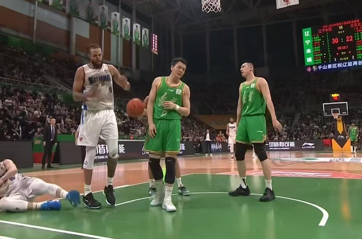 昨天晚上辽宁输北京，越想越憋屈！辽宁领先大好局面最后居然输了，真看不懂乌戈用人