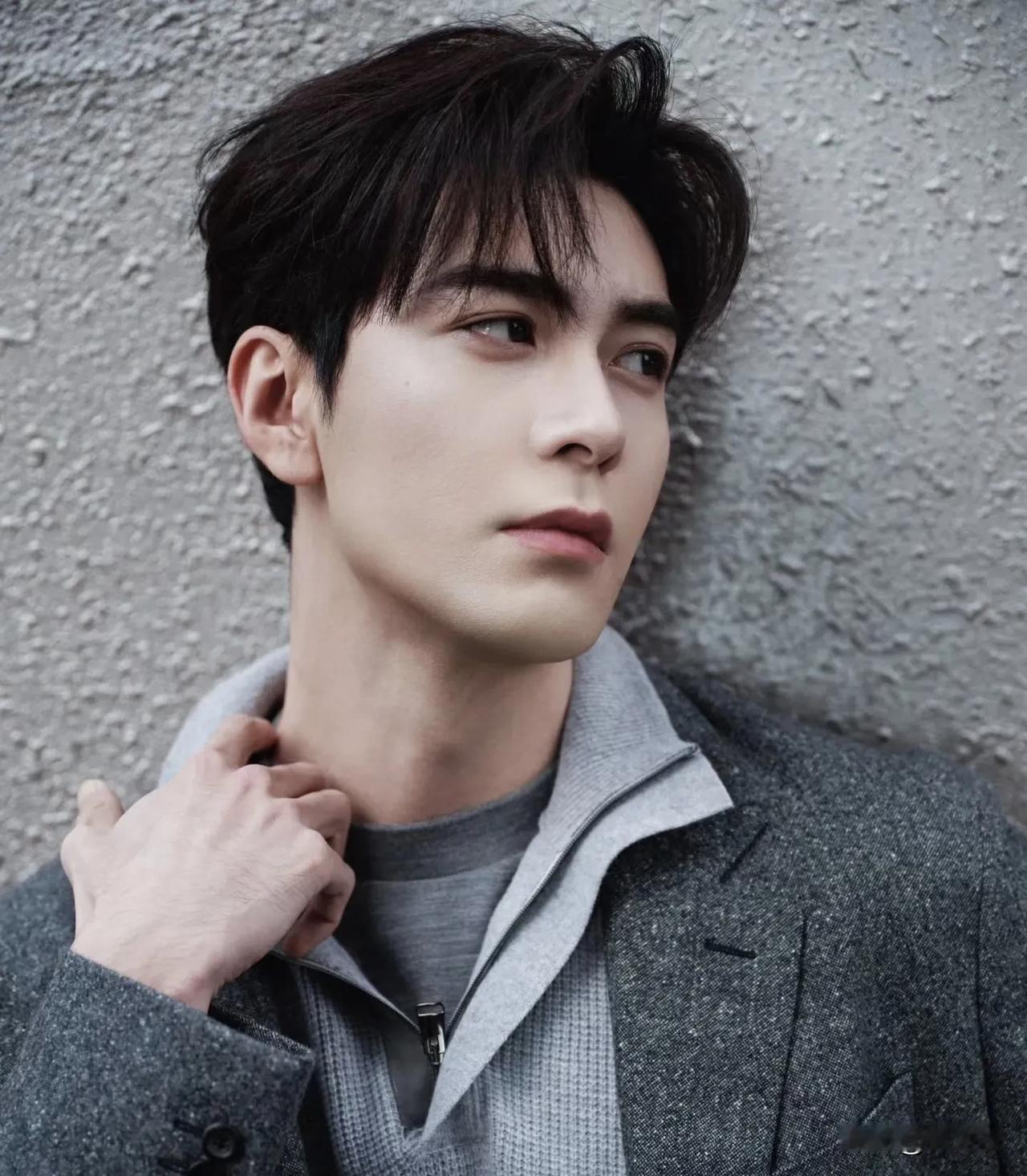 陈星旭长得好看，颜值高，但是他为什么一直都是不温不火，有陈星旭的粉丝说；我关注他