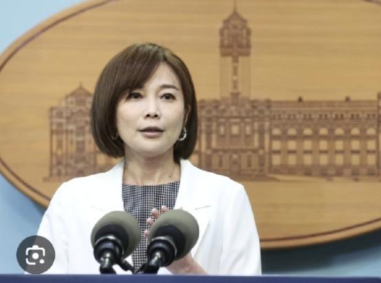 赖清德发言人回应中美通话。 最近中美通话里，中方把话挑得很明：台湾回归中国，