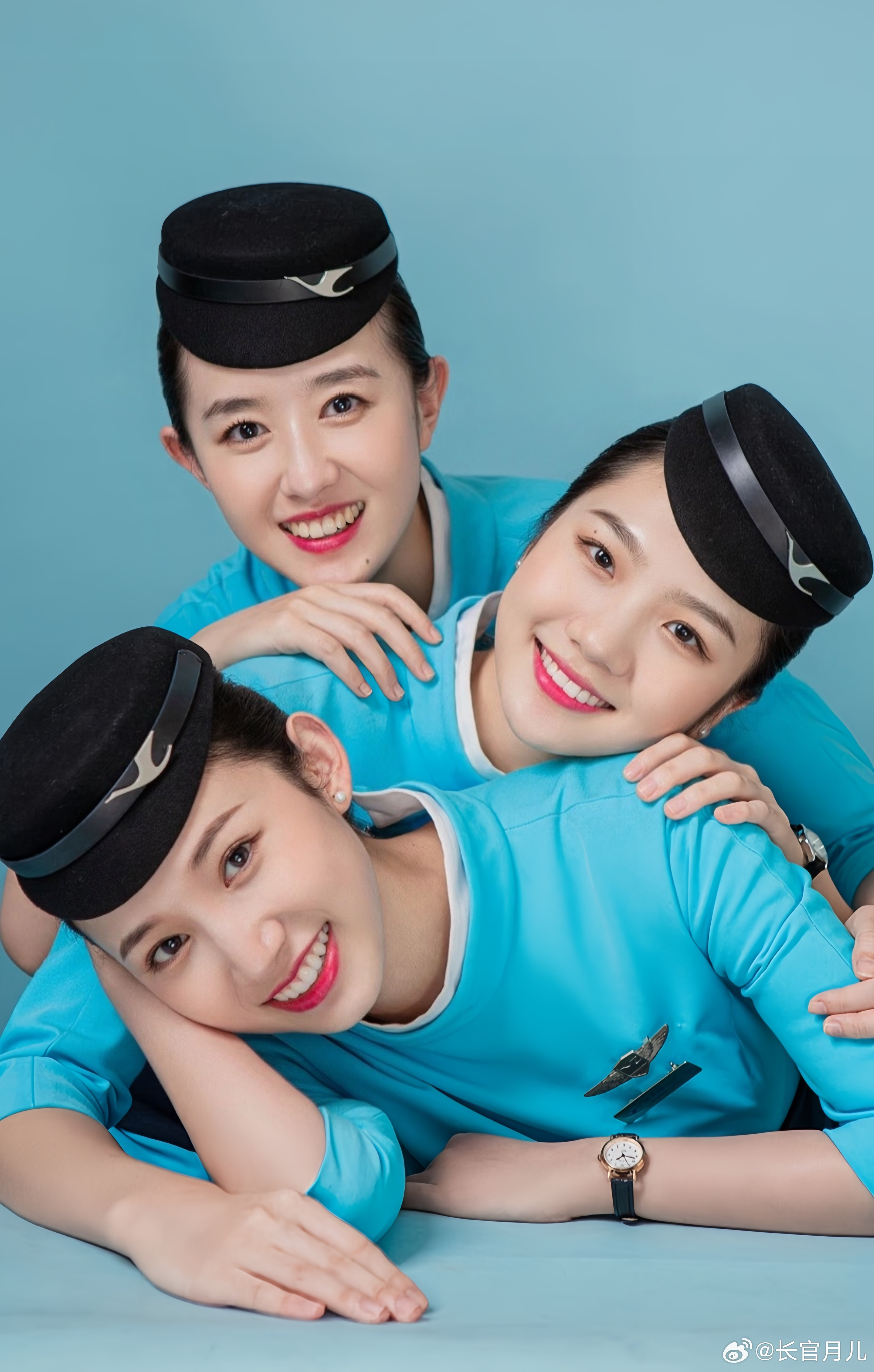 厦航空姐的制服照，好美呀。