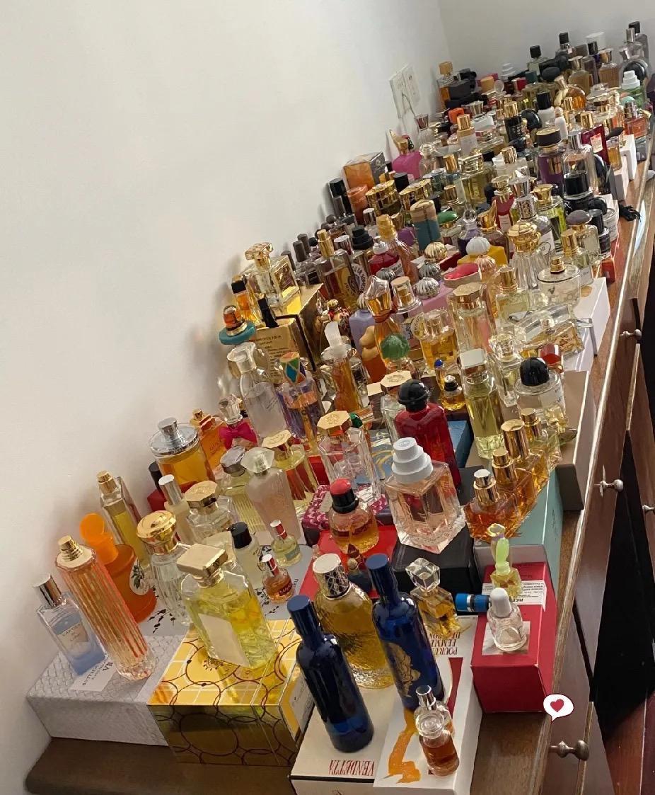 这香水鉴定家也不容易啊