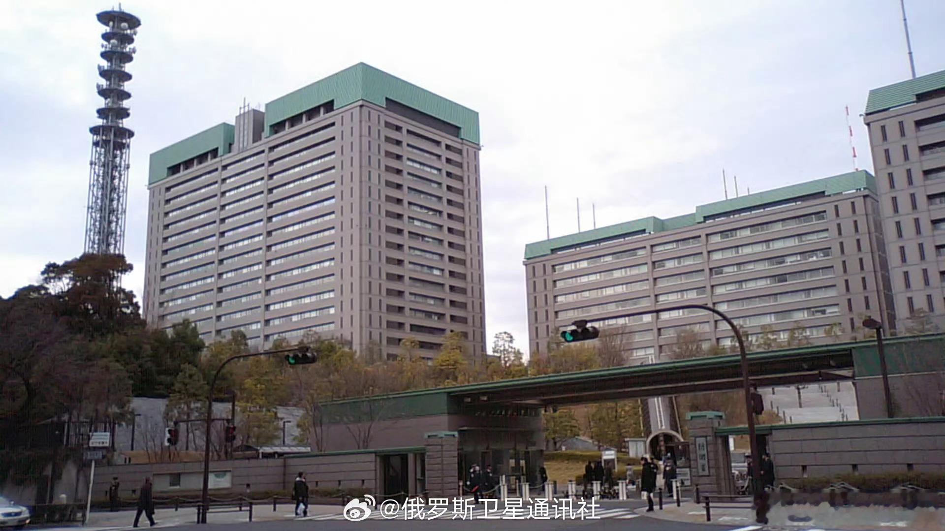 【日本防卫大臣：鉴于中方行动，日方将加强西南防御】日本国内最大规模实弹演习日本防