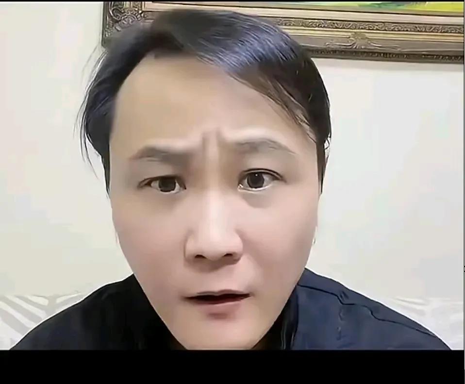 大师兄闫云达高调喊话：“劝圣母一句，少干缺德事，别人怕你，我可不怕你”。不明白是