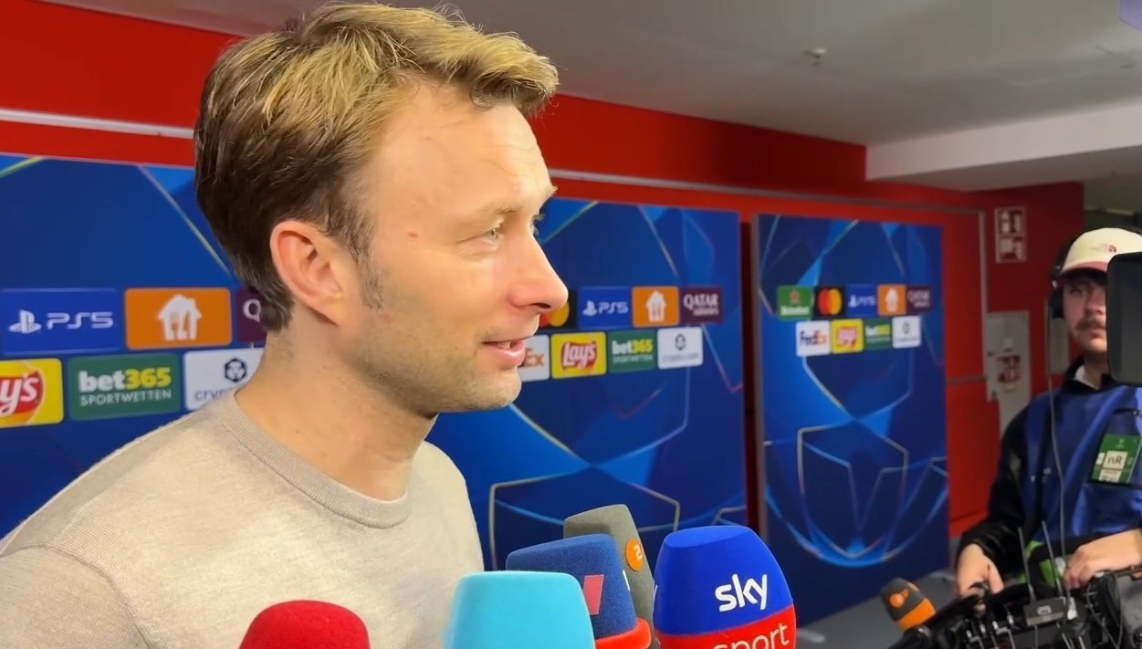 问：谁能晋级16强？拜仁还是阿森纳？勒沃库森体育总监SimonRolfes：“