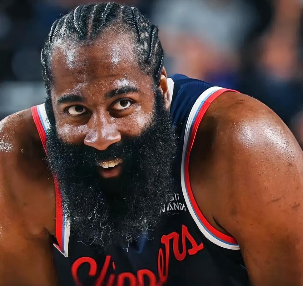 结束五连败，哈登笑开颜！快船115-92老鹰，快船今天赢球的三大功臣！！！哈