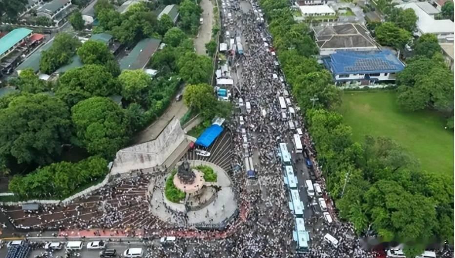 ⚖️🔥📣菲律宾政坛变局！莎拉弹劾案开庭在即，民间声援持续升温近期菲律宾