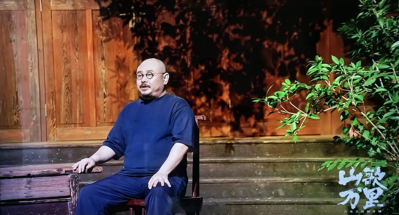 这是刀郎9月12日在《山歌万里》开场时的那段串讲词：何谓《山歌万里》？山歌无形