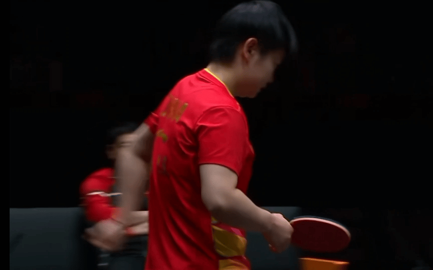 孙颖莎这孩子，这次是真累坏了。谁给安排的最晚场啊？本来兼项就耗体力，这么折