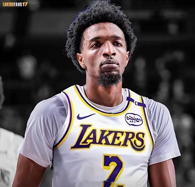 湖人正认真考虑：送走里夫斯。并非他不够出色，场均27.8分就是证明。但有了东契奇