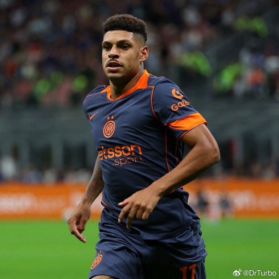 罗马体育报：国际米兰计划在一月份介入转会市场以解决阵容深度的问题达米安和奥古