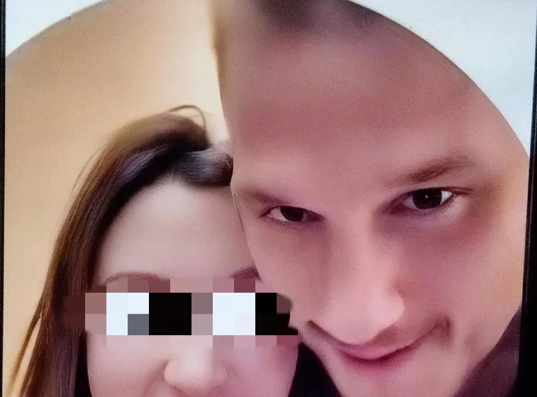 李欣莳输的真惨啊！不仅名字被全国人民知道了，更重要的是，以后她估计连工作