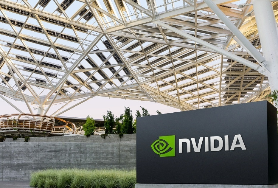 英伟达市值一夜蒸发1.4万亿元