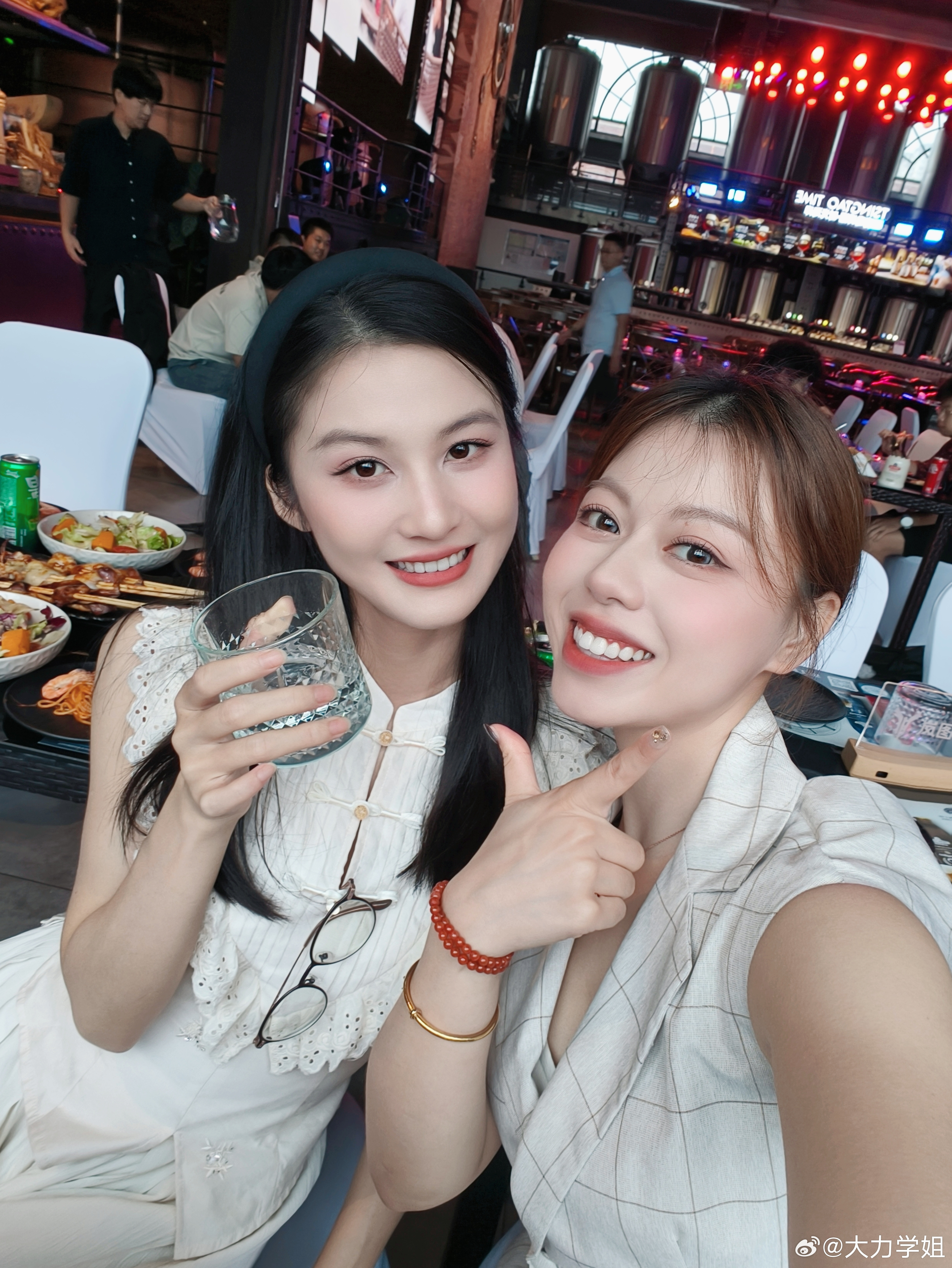 一桌子美食吃不完也拍不全跟拍拍拍的一天~​​​