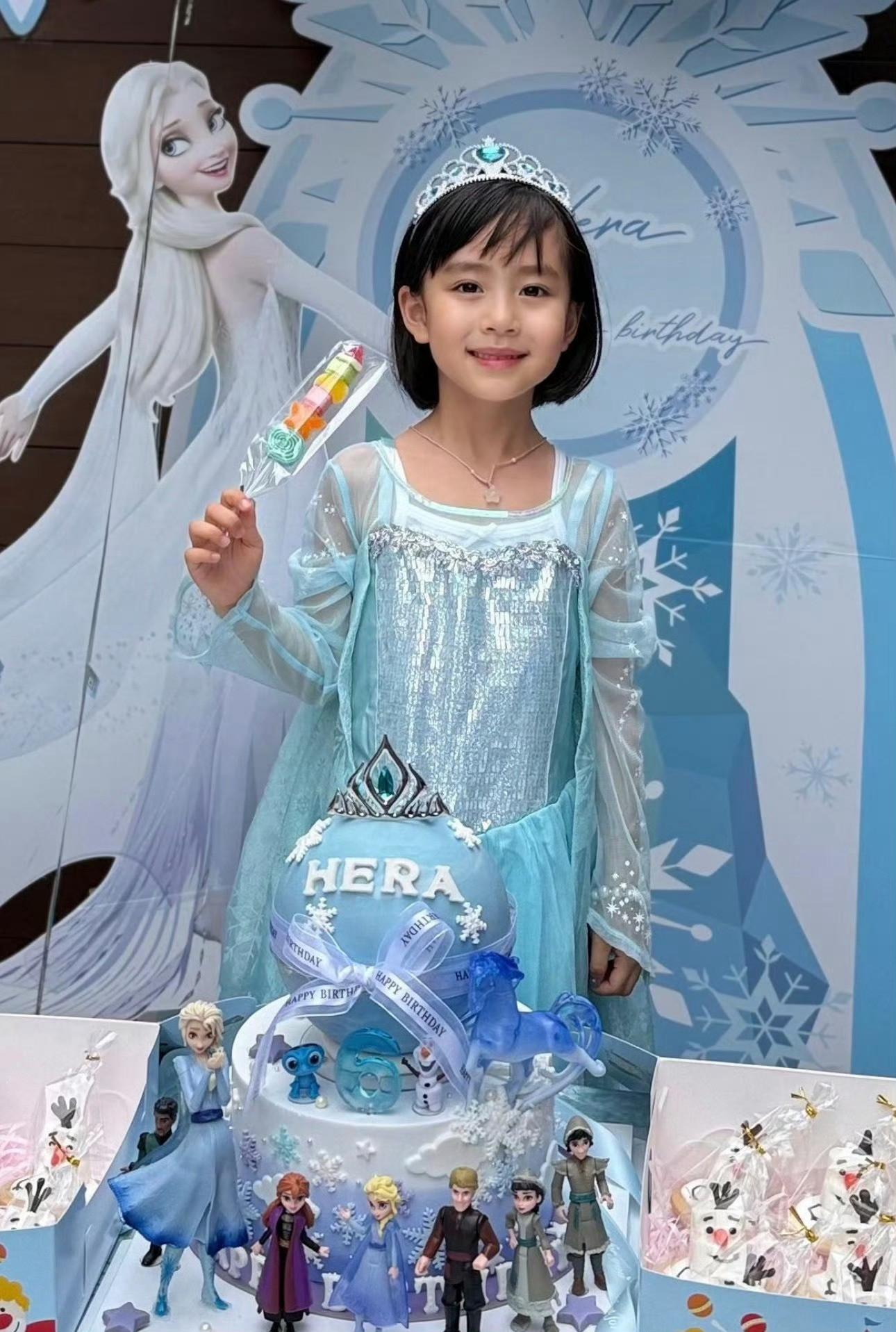 我前几天才刷到辣目洋子说，说丑基因很顽固的