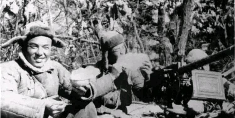 1951年，英军29旅的一个营，向我军所占领的朝鲜绀岳山阵地发起了疯狂的进