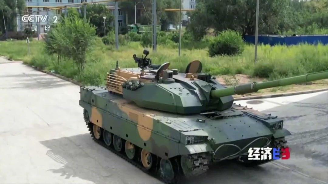 这是南亚和东南亚最先进、最强悍的轻型坦克，没有之一。东大又一批先进坦克出口交