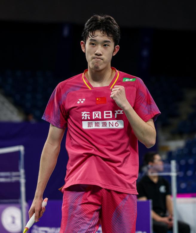 奥尔兰有惊喜，胡哲安杀进了4强，是战胜的周天成。在3月21凌晨进行的奥尔兰大师