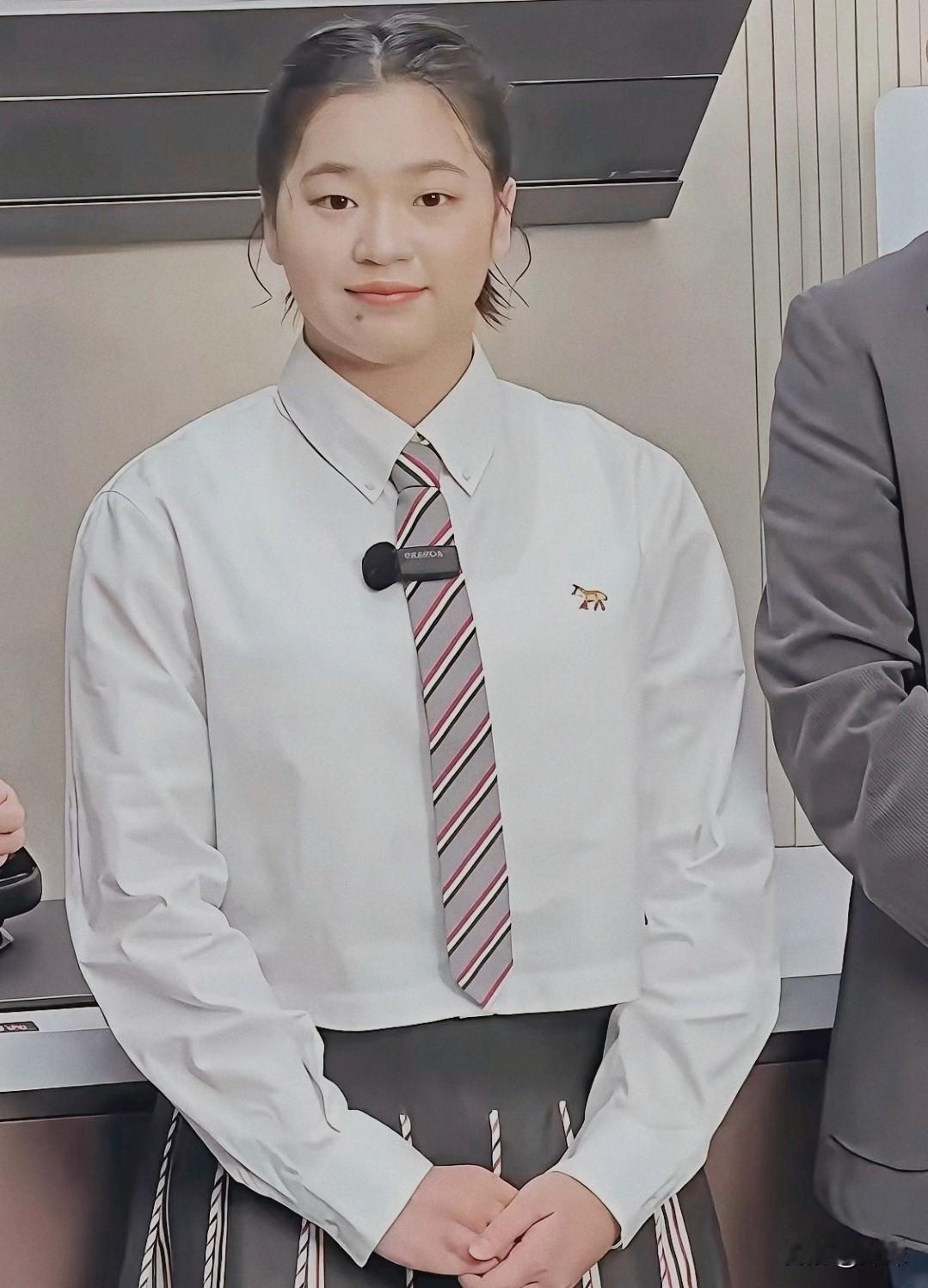 没想到！15岁奥运​冠军全红婵，竟遭长达​三年的系统化​网暴！这个名为“水花