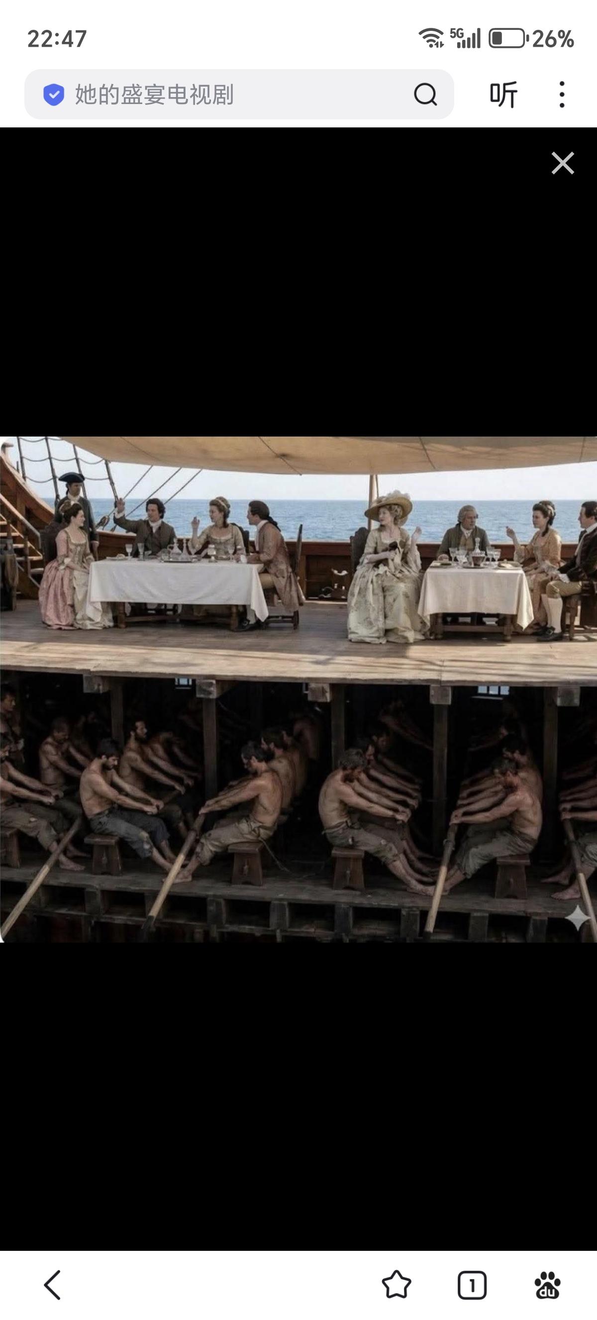 在看西方国家影视剧的时候：看到里面光鲜亮丽的风景，就觉得西方国家好先进啊。看