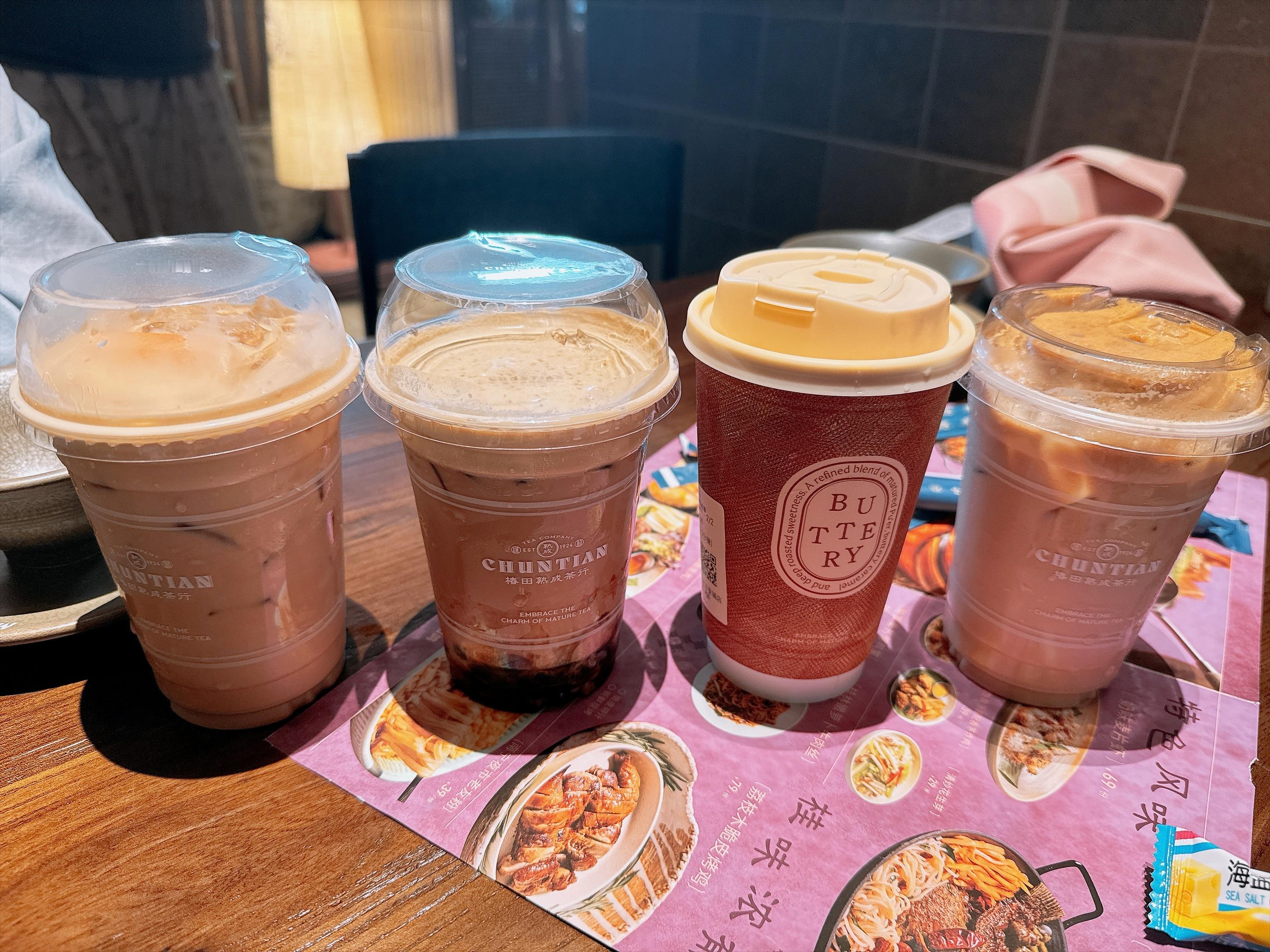 喝上了，好喝，很浓郁，属于冷喝热喝都好喝的一款，丝袜奶茶浅尝一口也不错[awsl
