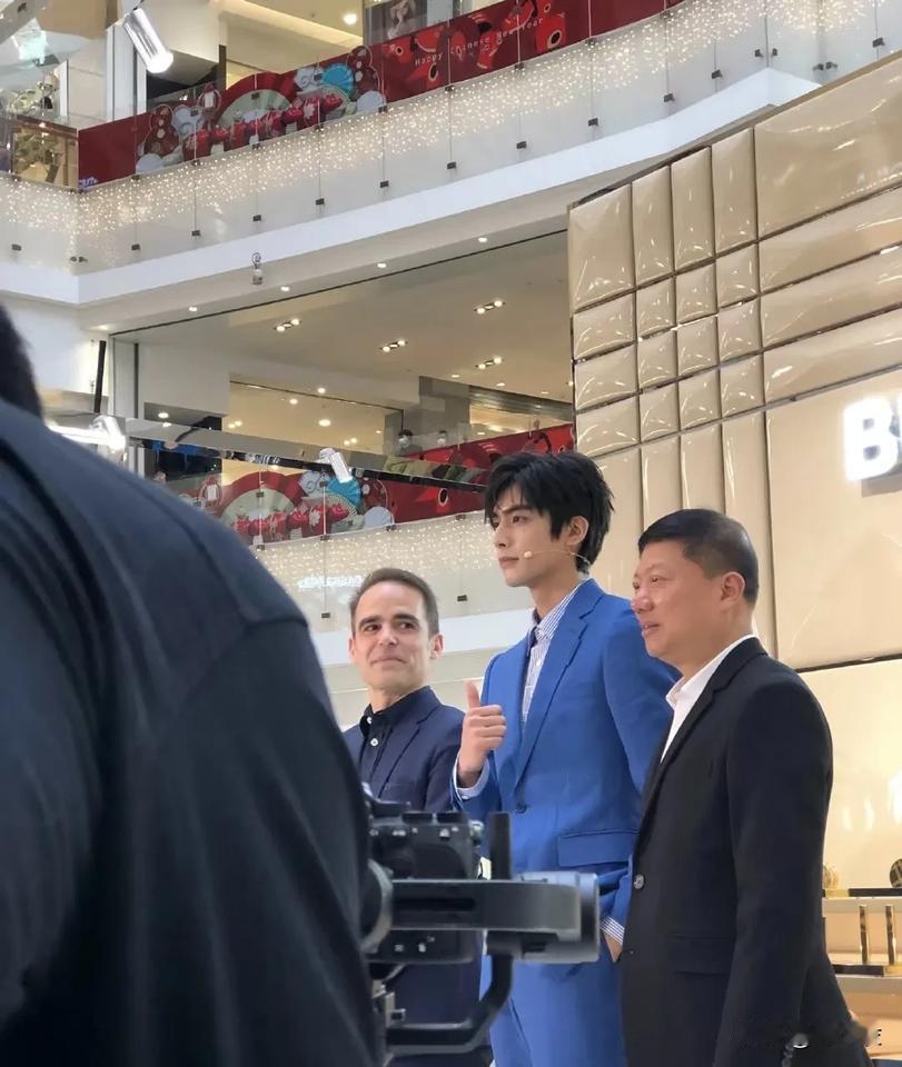 宋威龙其实23年也一直在拍戏，他的待播电视剧5部，但23年宋威龙和于正打官司打了