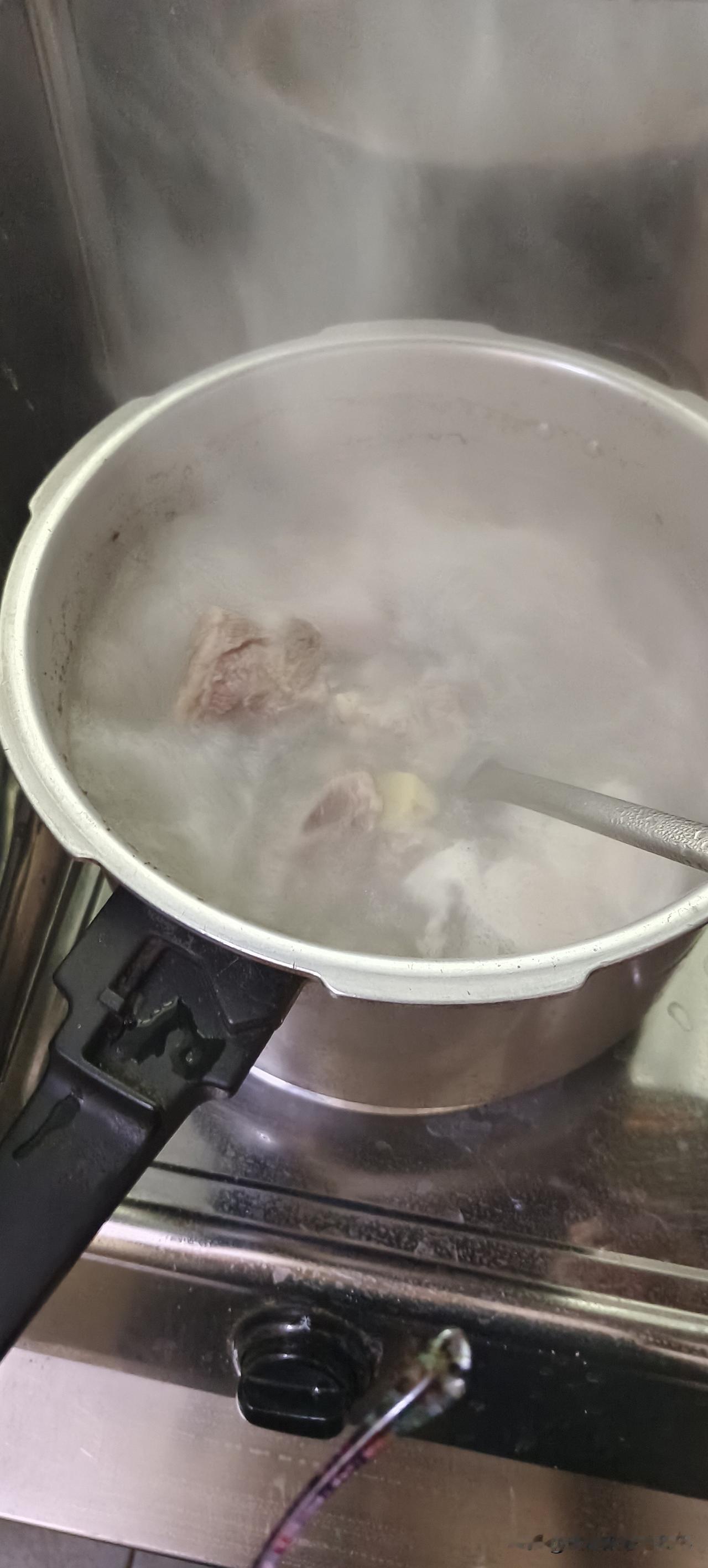 你们家有这么好的小姑子吗？还是我家小姑子心疼我，知道我这几天在老家跟着她娘受的