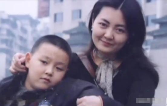 1992年，朱晓娟1岁儿子被保姆盗走，3年后通过DNA检测寻回。22年后她却接到