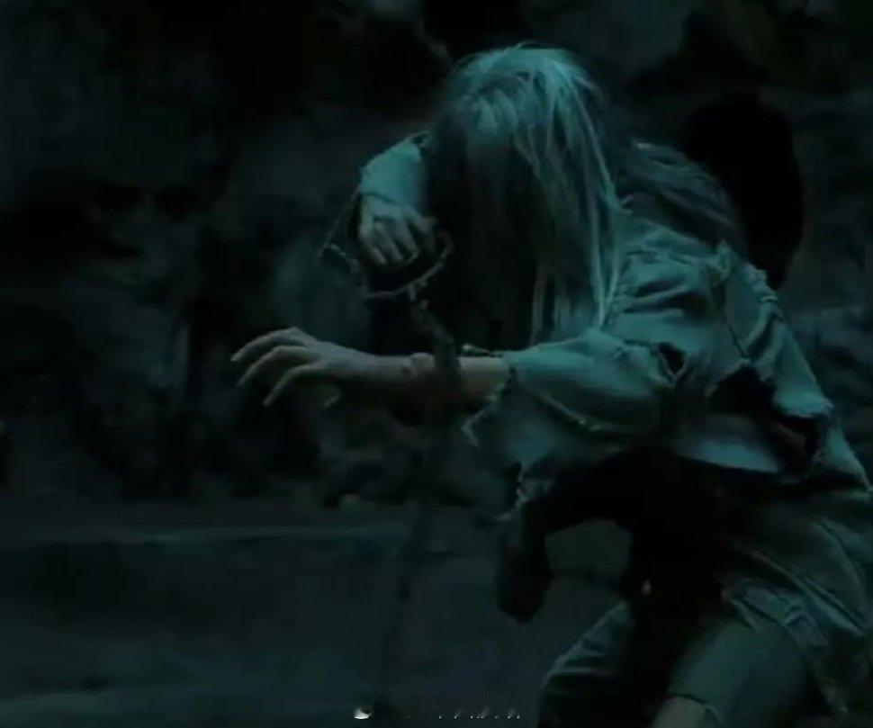 枭起青壤黑白涧大战黑白涧大战让《枭起青壤》的角色魅力彻底爆发！聂九罗为护炎拓，