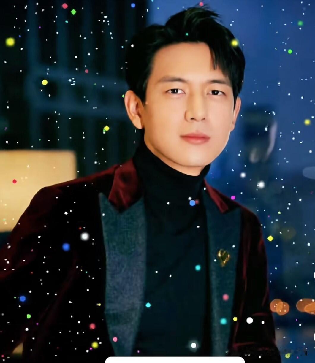 壹心娱乐的几位男演员，赵又廷、李现、朱亚文、白宇，他们四个人里李现的颜值最高，气