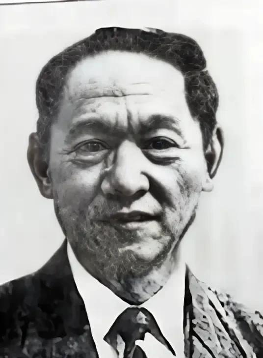 1999年8月，北京刑场上一针毒液注入刘连昆体内，这位曾身披两岸少将头衔的叛徒，