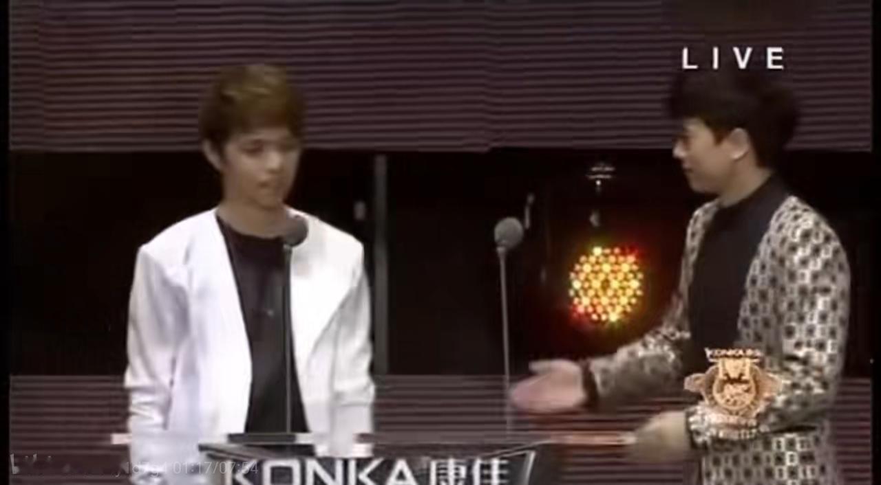 张敬轩似乎是有点羡慕张杰的，张杰和张敬轩几乎同龄，甚至张杰成名比张敬轩晚，张敬