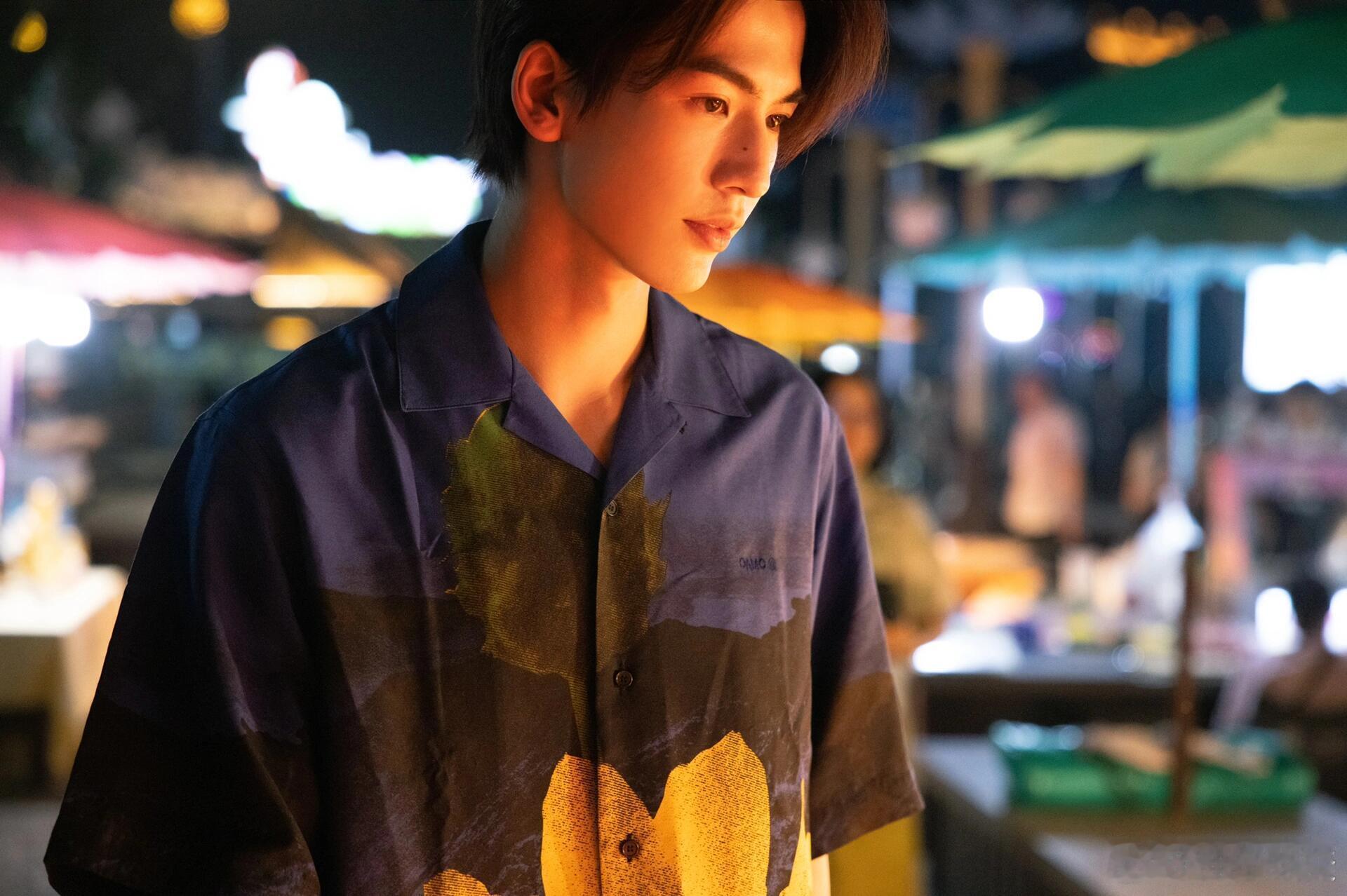 张凌赫感觉这组也真的很好看啊～😍张凌赫｜​​​