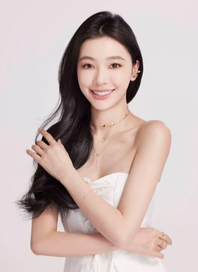 新瓜带哭旧糖！易梦玲胡彦斌马尔代夫拥吻实锤，马思唯《分手四部曲》歌词再...