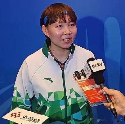 朱雨玲怎么那么会说话，每一次赛后采访她总能给你眼前一亮的感觉。都说腹有诗书气