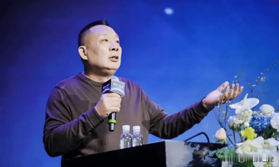 胖东来公开说不租了，房东这才想起来让步，结果人家不接了。这事有意思的地方是：