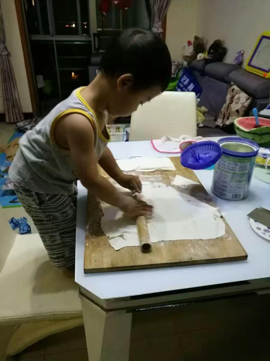 《对良性肿瘤与恶性肿瘤的认知》认知肿瘤，它是细胞异常增殖而成为了人体多余的部分