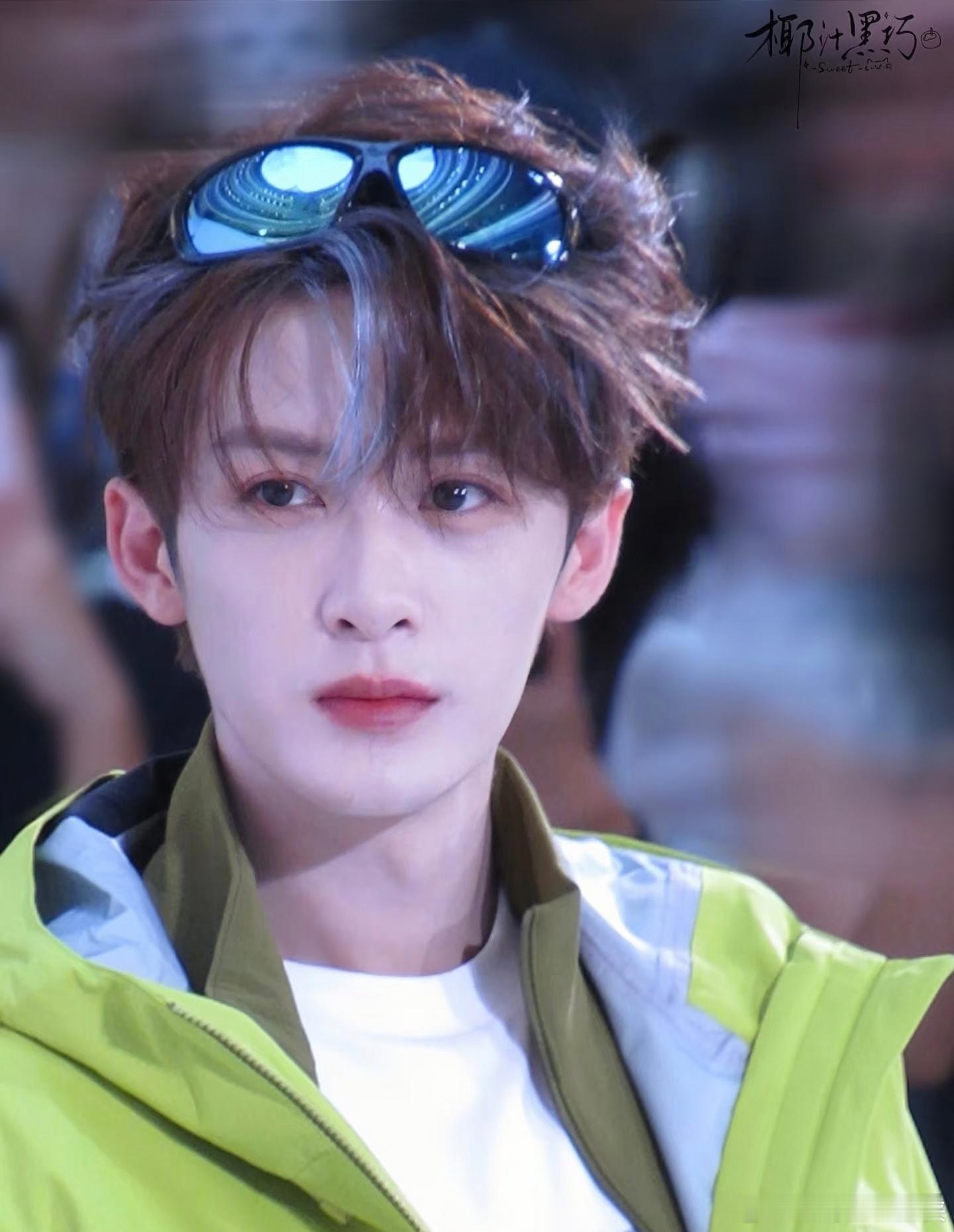 檀健次怎么能同时兼具少年感跟霸总感，青涩跟成熟并存，属实帅到我啦