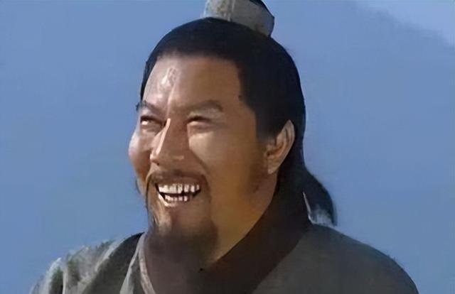 1390年，朱元璋要杀功臣李善长。李善长扑通一下跪倒在地：“我都77岁了，还能干