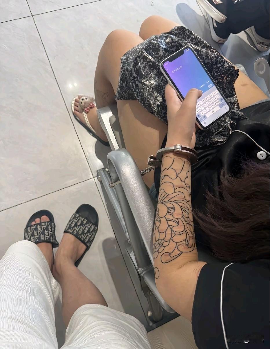 还能用手机问题不大