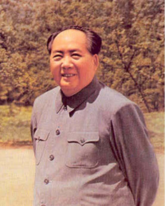 毛主席重回井冈山，见一老人直呼“袁嫂子”，老人眼泪瞬间流出来（1965年5月2