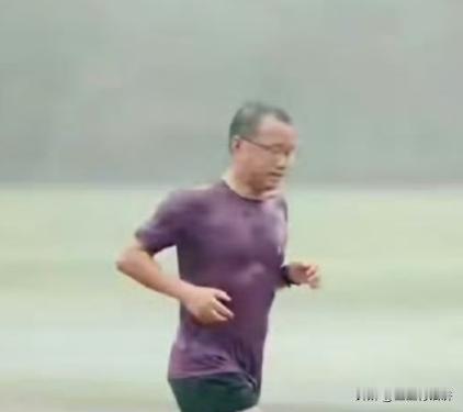 你有没有发现，身边突然走掉的中年人好像越来越多了？前阵子教育博主张雪峰老师猝然离