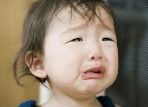 还在自以为是的给孩子泡脚么? 再不注意就导致孩子脚丫永久畸形了
