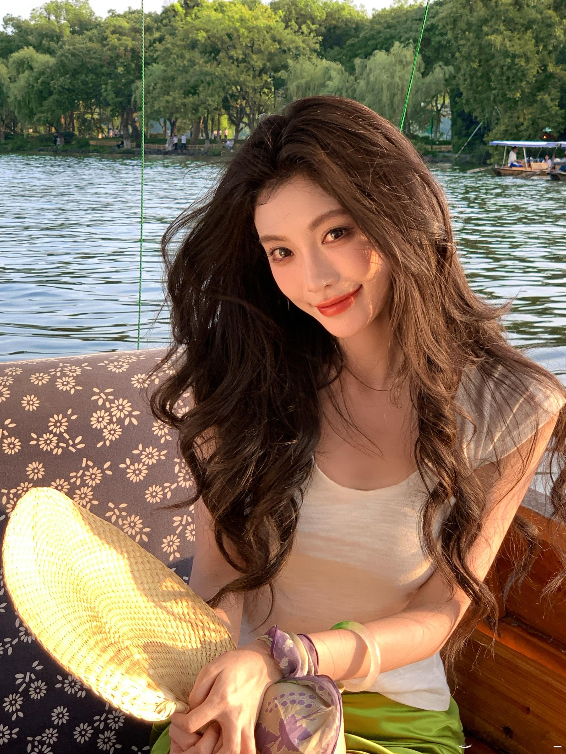 摇儿小儿船儿🏞️王新迪​​​