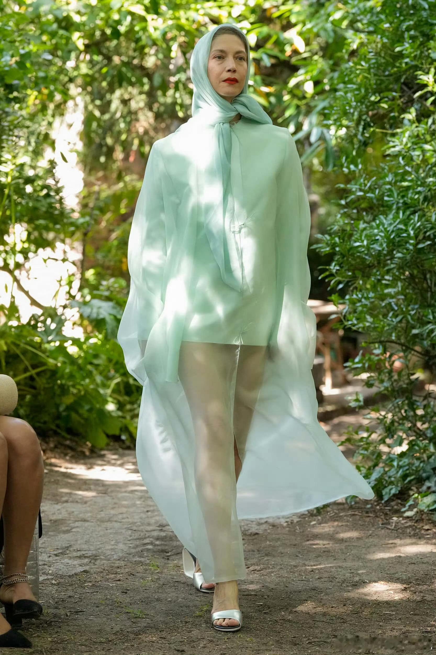 AdelineAndré2025秋冬高定🧣丹丹姐的衣橱巴黎高定时装周​