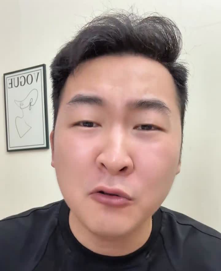 丰田亚洲龙，粉丝老表分享提车价。亚洲龙彻底疯狂了，6月份第一个消息亚洲龙降废