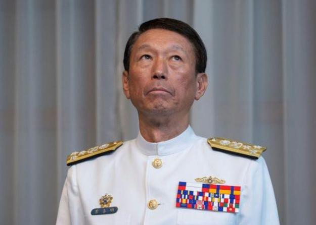 台湾前参谋总长李喜明一席话，让岛内炸锅！他直言解放军不是不敢打，而是时机未到，李