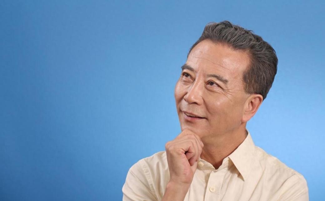 寿命比较长的男性，通常会有4个“共性”，希望你全部都占有！长寿人群已经积累了