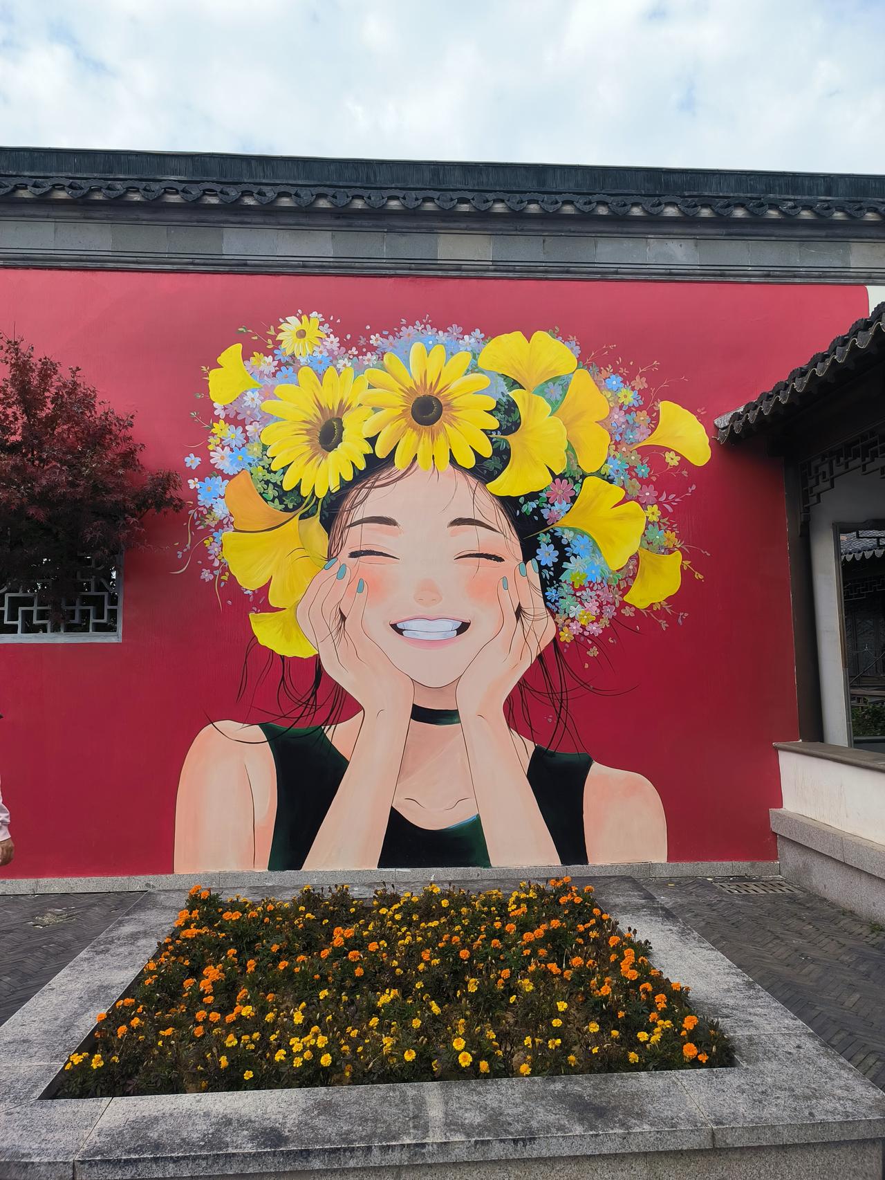 到郯城去看银杏。没有和其他人打招呼，主要是考虑到交往的麻烦，毕竟到了50多岁